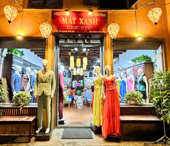Blue Eye Tailor, tailor for suits and dresses in Hoi An — photo 2 of 6