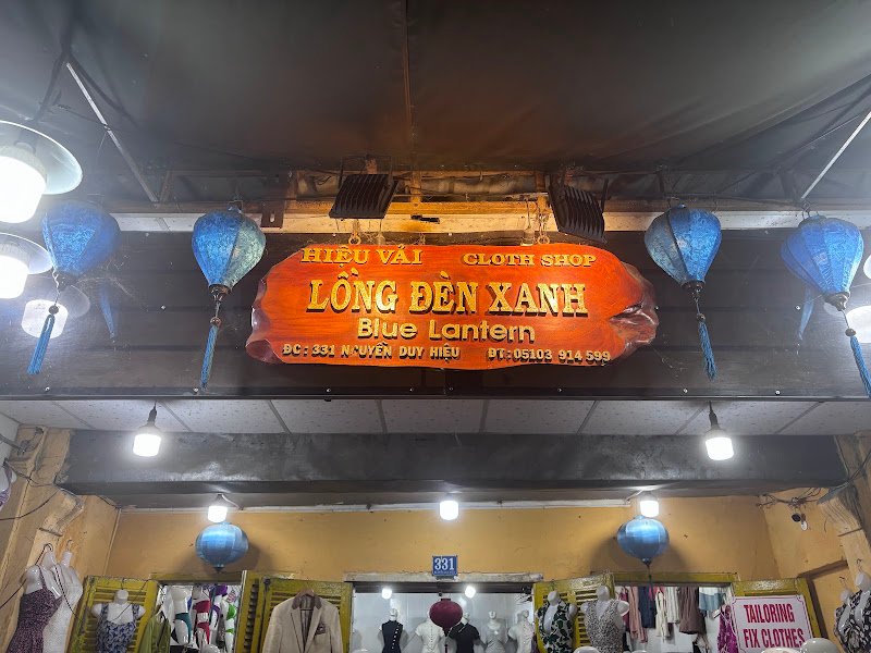Blue Lantern Tailor &Design, tailor for suits and dresses in Hoi An — photo 3 of 6