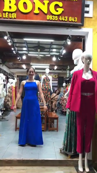 Bòng Tailor, tailor for suits and dresses in Hoi An — photo 4 of 6