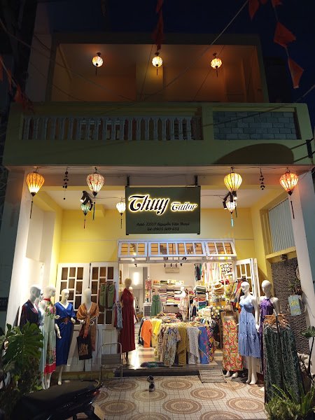 Cửa hàng thời trang Thuy Tailor, tailor for dresses and shirts in Da Nang — photo 2 of 6