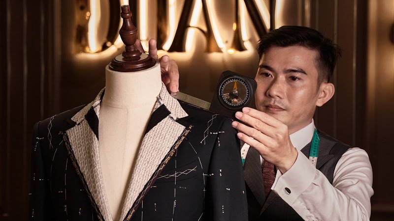 DUAN Tailor, tailor for suits in Ho Chi Minh City (Saigon) — photo 2 of 6