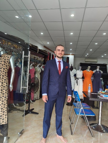 Duc Minh Custom Tailoring, tailor for suits and shirts in Hoi An — photo 3 of 6