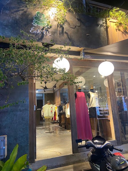 Ếch Ộp Store, tailor for dresses and tops in Hue — photo 2 of 6