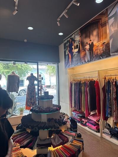 Elegant Silk, tailor in Saigon
