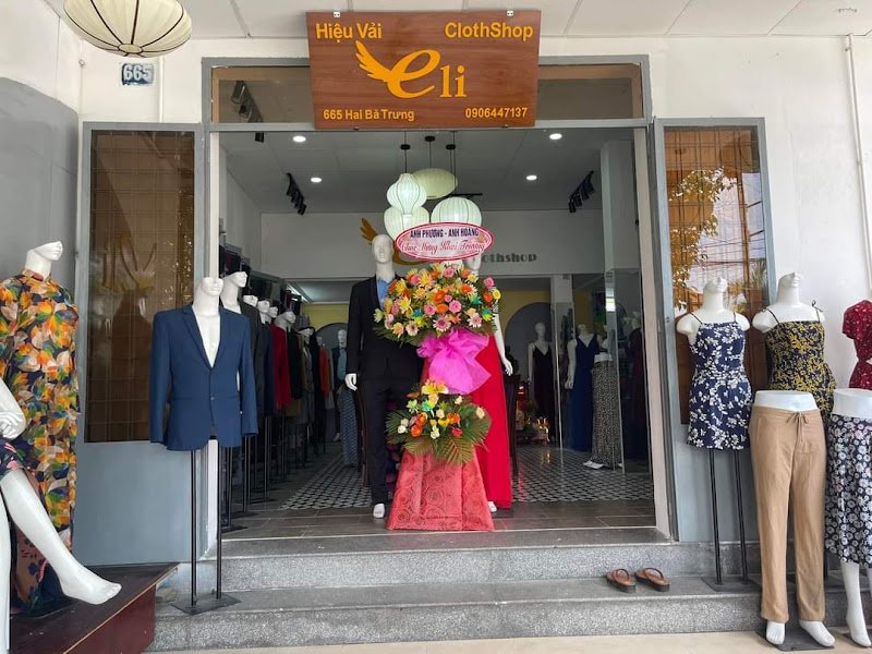 Eli Clothshop, tailor for dresses and suits in Hoi An — photo 3 of 6