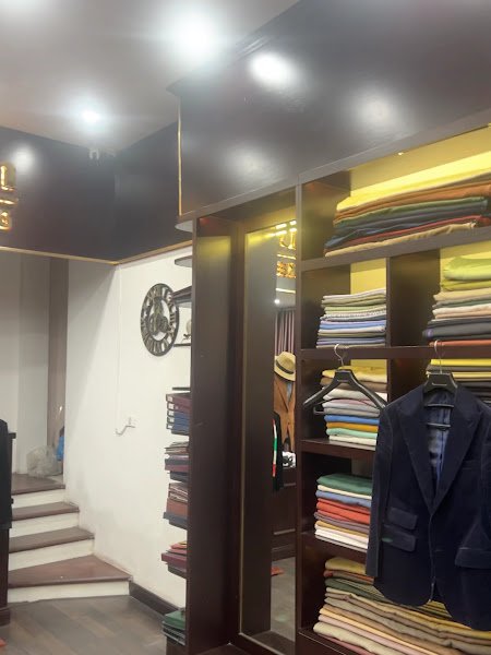 Gentlemen Bespoke Tailor Shop, tailor for suits and three-piece suits in Hanoi — photo 4 of 6