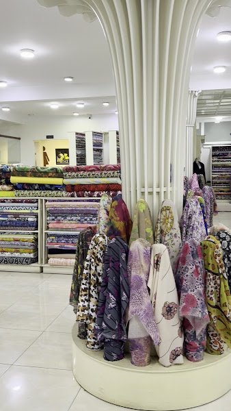Huong Dao Tailor, tailor for suits and dresses in Ho Chi Minh City (Saigon) — photo 4 of 6