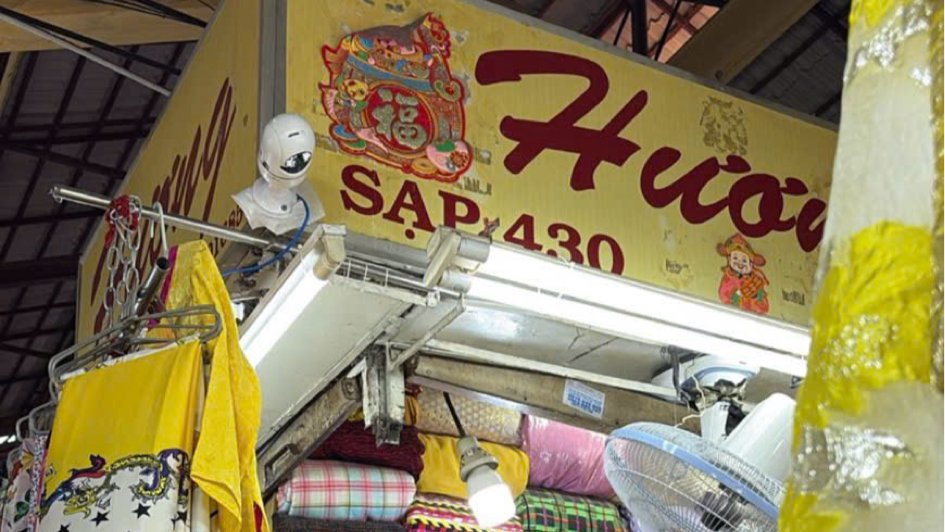 Huong Tailor Ben Thanh, tailor for suits and dresses in Ho Chi Minh City (Saigon) — photo 1 of 6