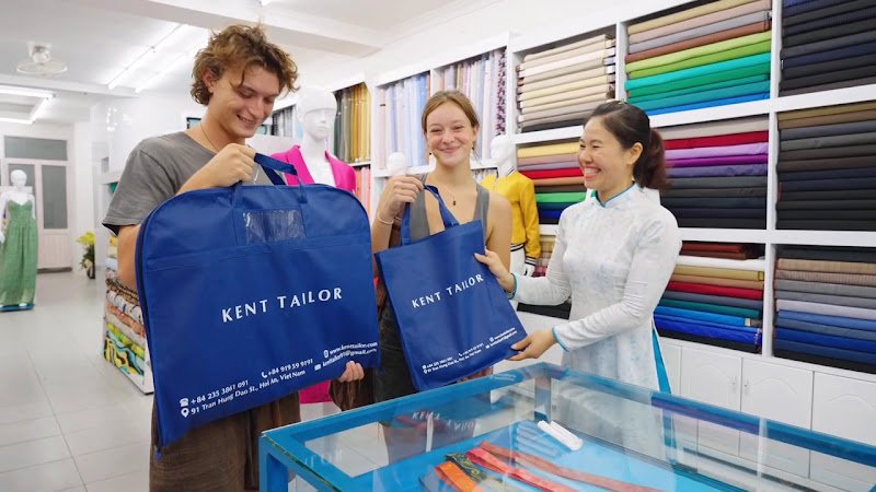 Kent Tailor, tailor for suits and shirts in Hoi An — photo 3 of 6
