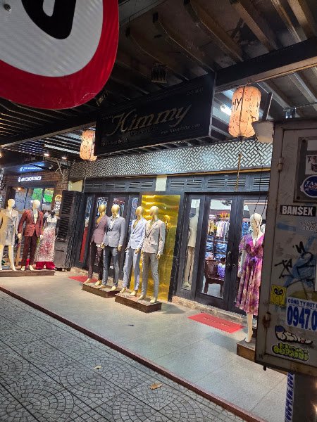 Kimmy Tailor, tailor for suits and shirts in Hoi An — photo 5 of 6