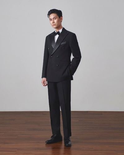 La Luot Tailor — suits from $300 in Hanoi