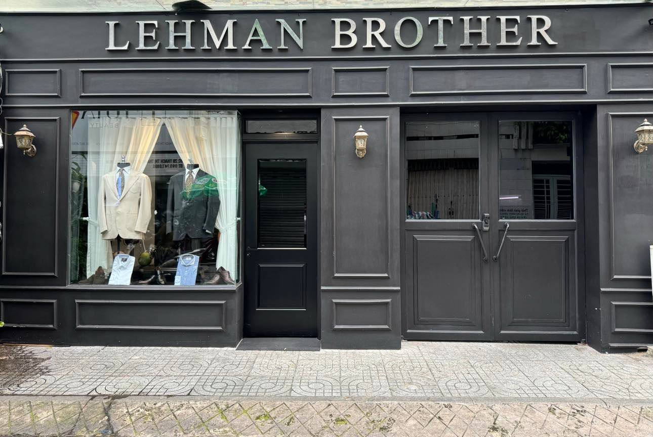Lehman Brother, tailor for suits and tuxedos in Ho Chi Minh City (Saigon) — photo 1 of 6