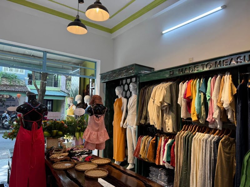 MAYDO Linen Tailor Hoi An, tailor for linen and shirts in Hoi An — photo 2 of 6