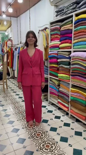 Milan Linen Clothings & Custom Tailoring, tailor for linen and suits (including cashmere) in Hoi An — photo 4 of 6
