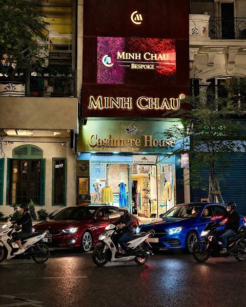Minh Chau Bespoke, tailor for suits and wedding suits in Ho Chi Minh City (Saigon) — photo 2 of 6