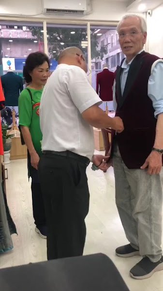Năm Tailor, tailor for suits and wedding suits in Ho Chi Minh City (Saigon) — photo 3 of 6