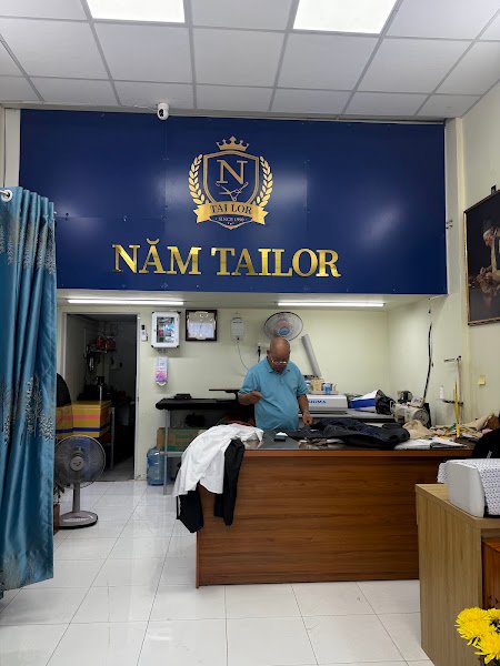 Năm Tailor, tailor for suits and wedding suits in Ho Chi Minh City (Saigon) — photo 5 of 6