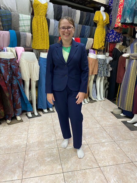 Nga 328 Tailor, tailor for suits and dresses in Hoi An — photo 3 of 6