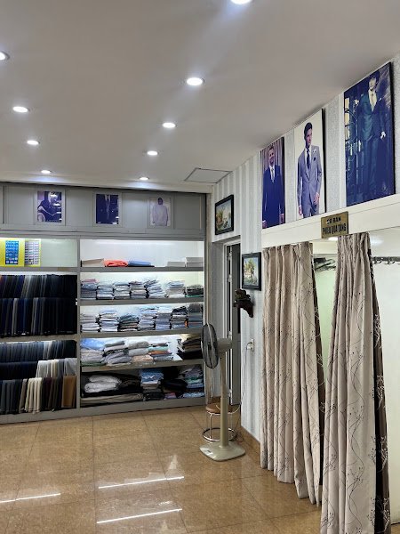 Nhà may Đức Tân Bố Già, tailor for suits and shirts in Ho Chi Minh City (Saigon) — photo 2 of 6