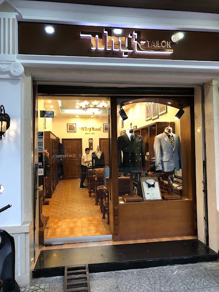 Nhut Tailor, tailor for suits and tuxedos in Ho Chi Minh City (Saigon) — photo 5 of 6