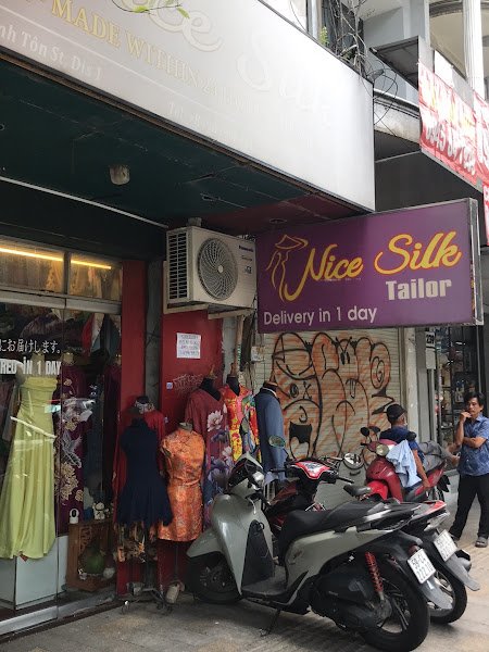 Nice Silk Tailor, tailor for suits and tuxedos in Ho Chi Minh City (Saigon) — photo 2 of 6