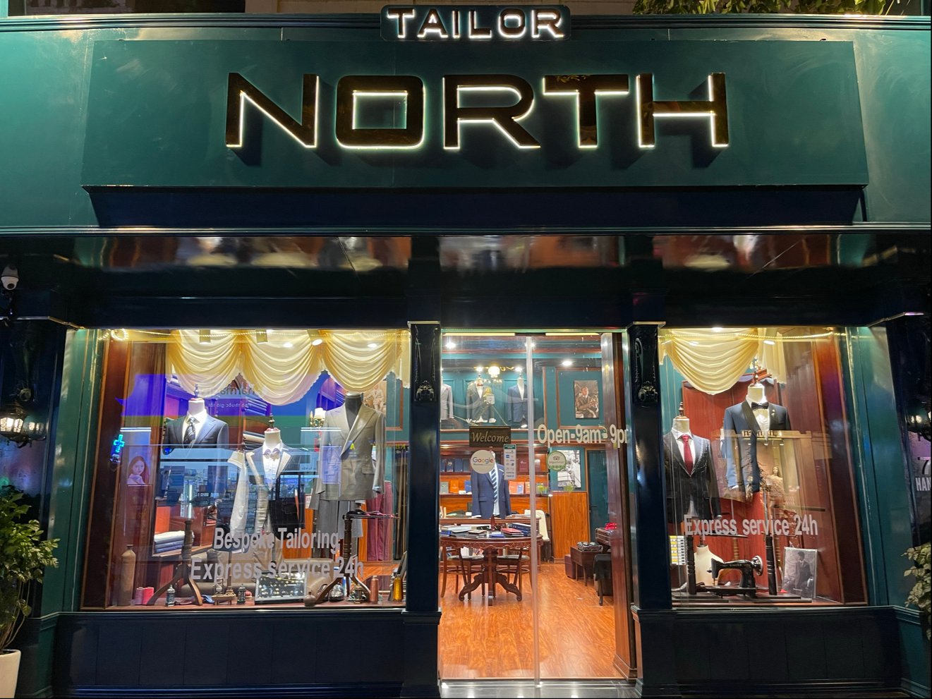 North Tailor, tailor for suits and shirts in Hanoi — photo 1 of 6