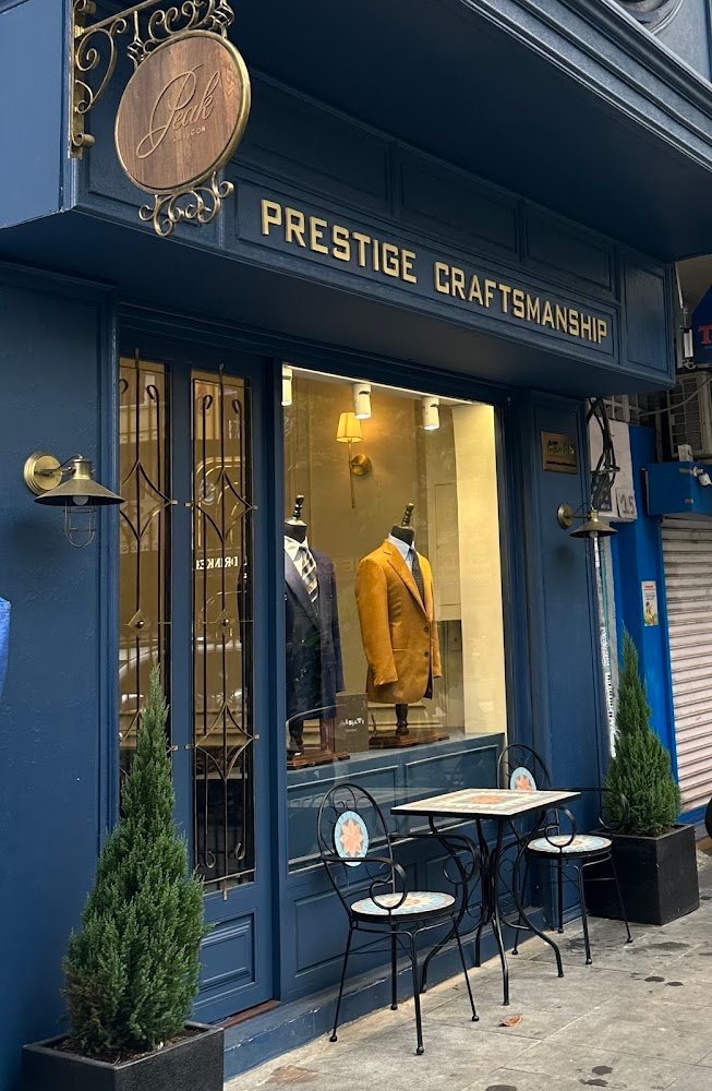 Peak Saigon, tailor for suits and double-breasted suits in Ho Chi Minh City (Saigon) — photo 1 of 6