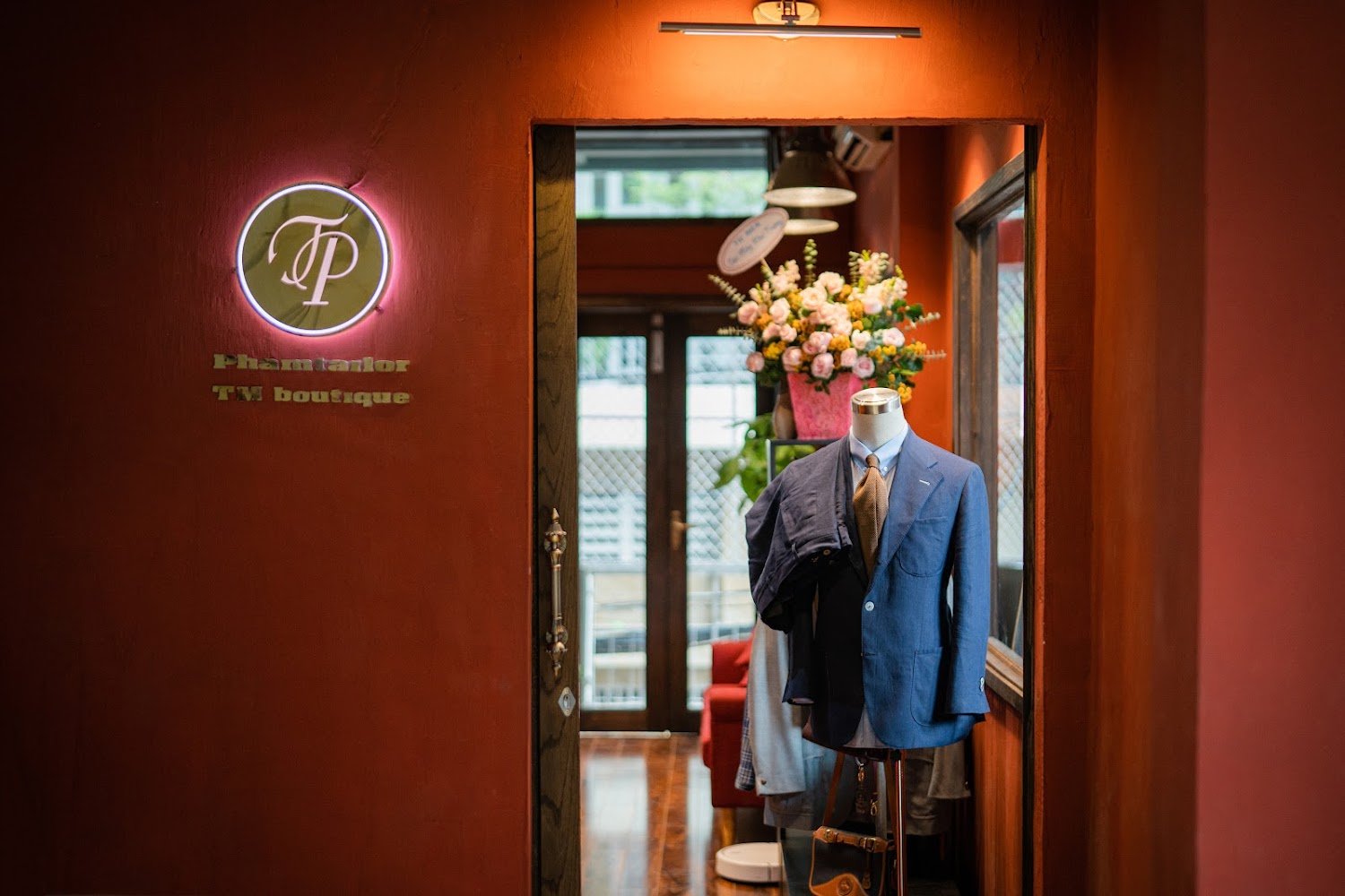 Phamtailor, tailor for suits and shirts in Ho Chi Minh City (Saigon) — photo 1 of 6