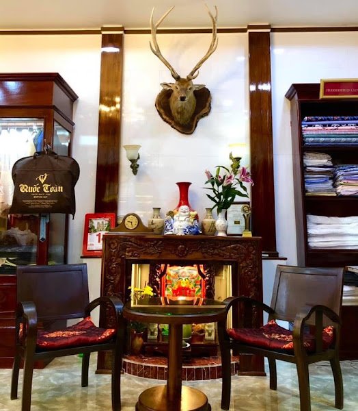 Quoc Toan Bespoke, tailor for suits and trousers in Can Tho — photo 4 of 6