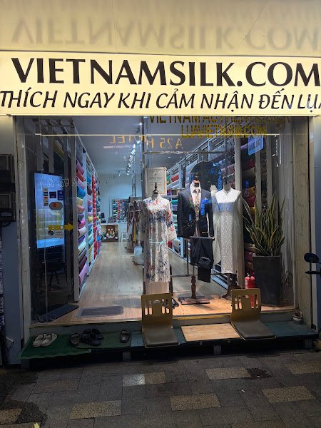 S.T Tailor, tailor for suits and shirts in Ho Chi Minh City (Saigon) — photo 4 of 6