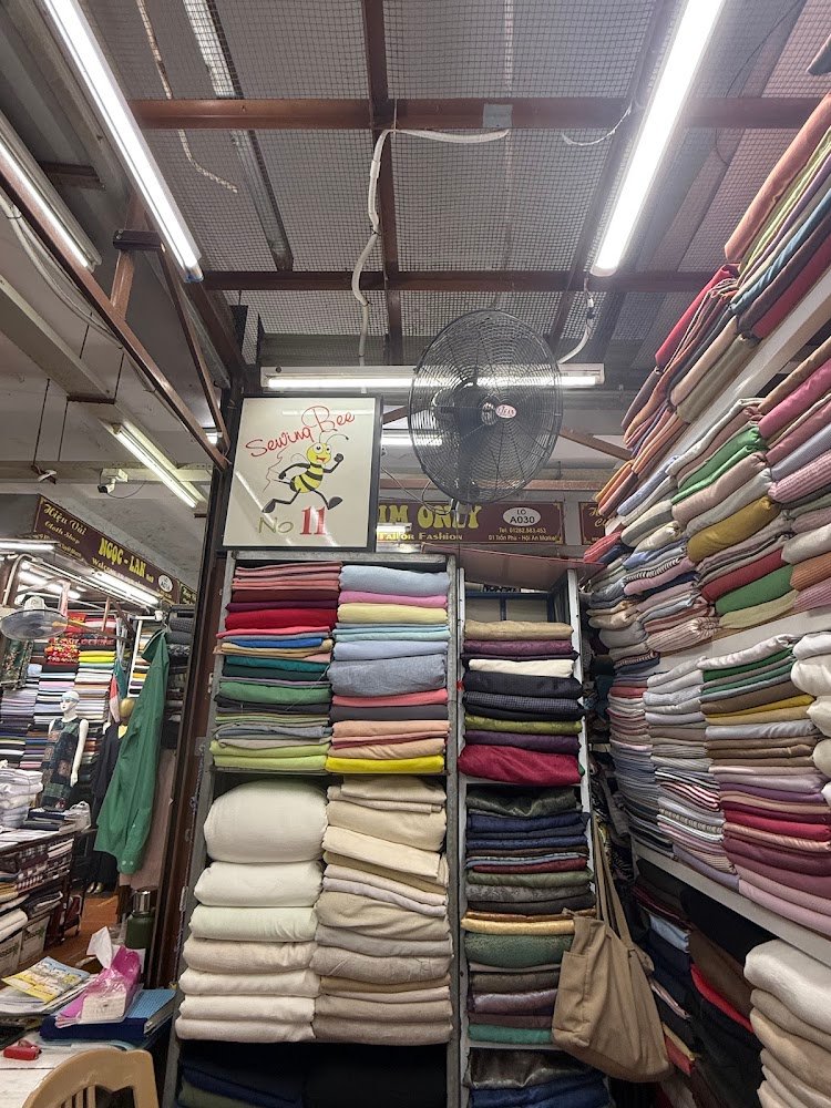 Sewing Bee, tailor for suits and dresses in Hoi An — photo 1 of 6