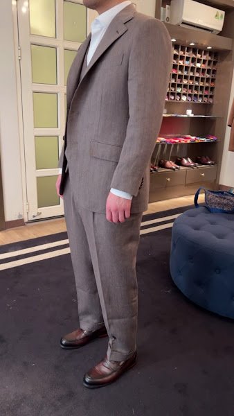 Simon Silhouette, tailor for suits and tuxedos in Ho Chi Minh City (Saigon) — photo 4 of 6