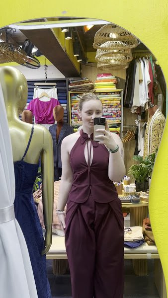 Son Boutique, tailor for suits and trousers in Hoi An — photo 4 of 6