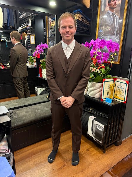 Tài Tailor, tailor for suits and wedding suits in Ho Chi Minh City (Saigon) — photo 3 of 6