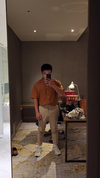 Tailor, tailor for suits and shirts in Hoi An — photo 4 of 6