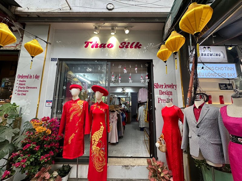 Thao Silk Tailor, tailor for ao dai and dresses in Ho Chi Minh City (Saigon) — photo 2 of 6