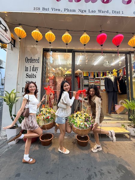 Thao Silk Tailor, tailor for ao dai and dresses in Ho Chi Minh City (Saigon) — photo 5 of 6