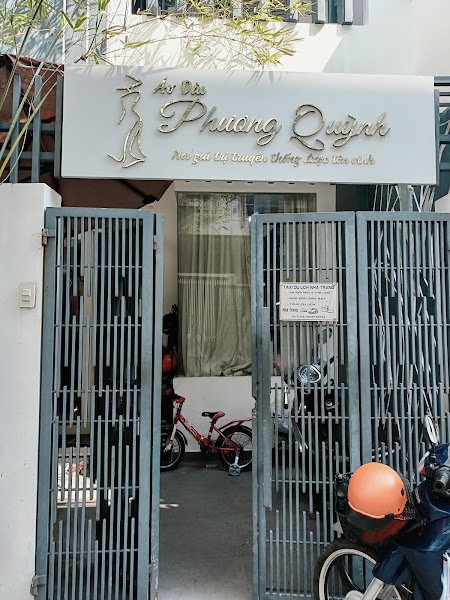 Tiệm May Áo Dài Phương Quỳnh, tailor for ao dai and dresses in Nha Trang — photo 5 of 6