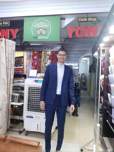 Tony The Tailor, tailor in Hoi An