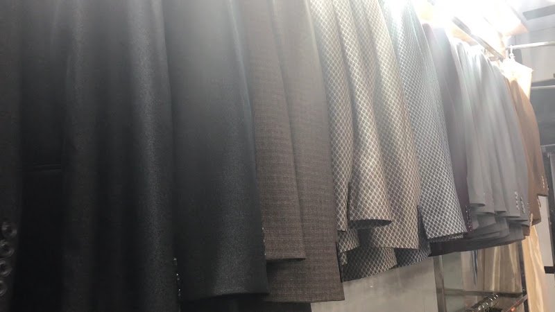 Vest Nam Phương Đông Tiến, tailor for suits and vests in Ho Chi Minh City (Saigon) — photo 5 of 6