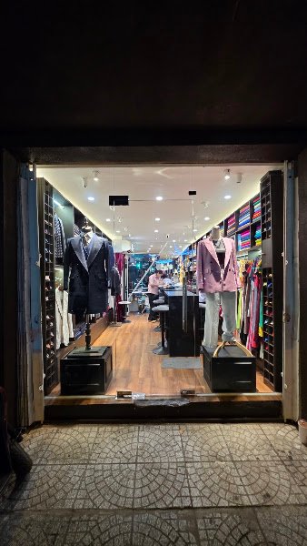 Viet Thanh Silk, tailor for suits and silk in Ho Chi Minh City (Saigon) — photo 5 of 6
