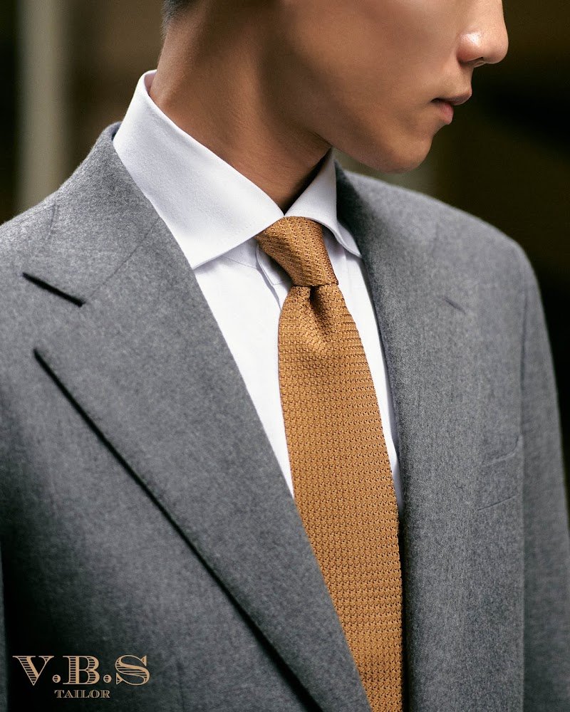 Vietnam Bespoke Shop, tailor for suits and jackets in Hanoi — photo 1 of 6